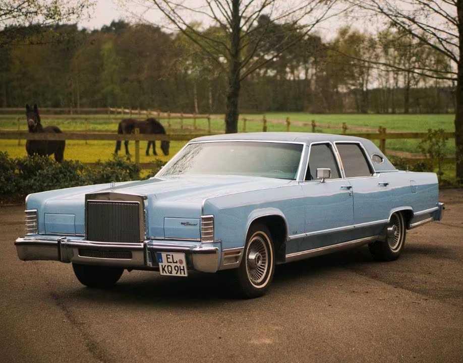 Image of Lincoln Continental